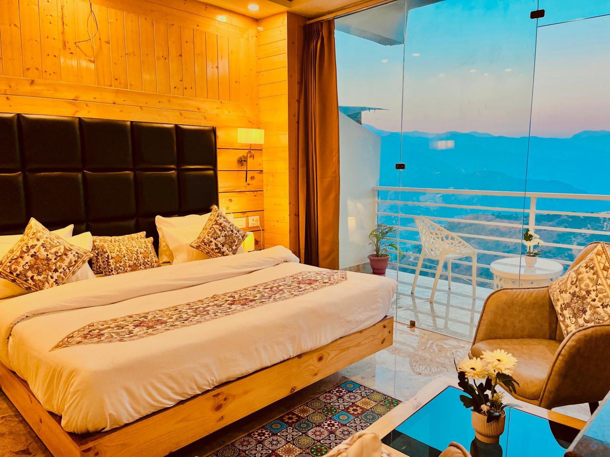 Hotel Classic Crown - #Scenic Mountain View #Open Terrace #Parking #Premium Rooms With Balcony #Guest Preferred #Best Selling Hotel In Mussoorie Extérieur photo