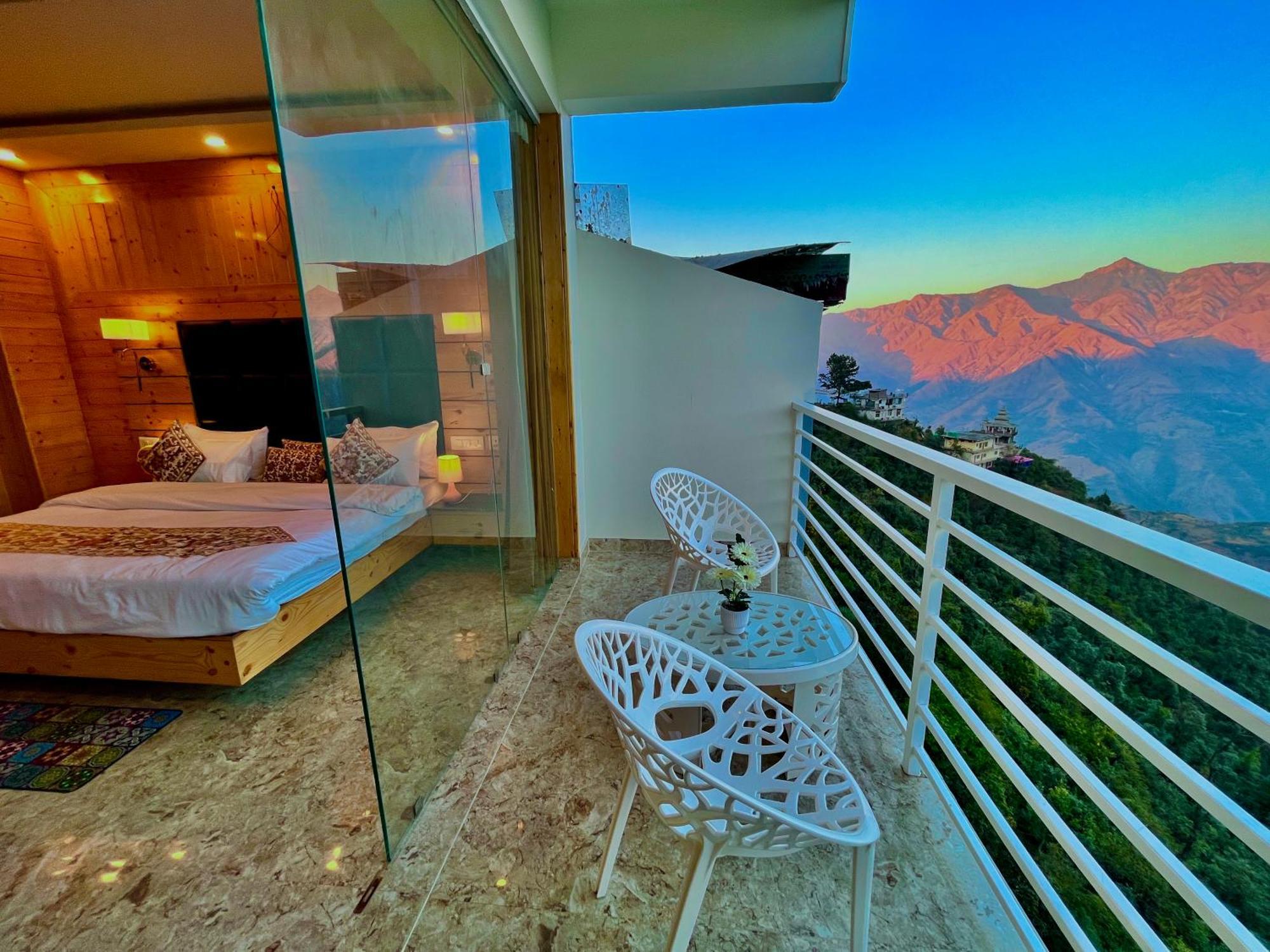 Hotel Classic Crown - #Scenic Mountain View #Open Terrace #Parking #Premium Rooms With Balcony #Guest Preferred #Best Selling Hotel In Mussoorie Extérieur photo