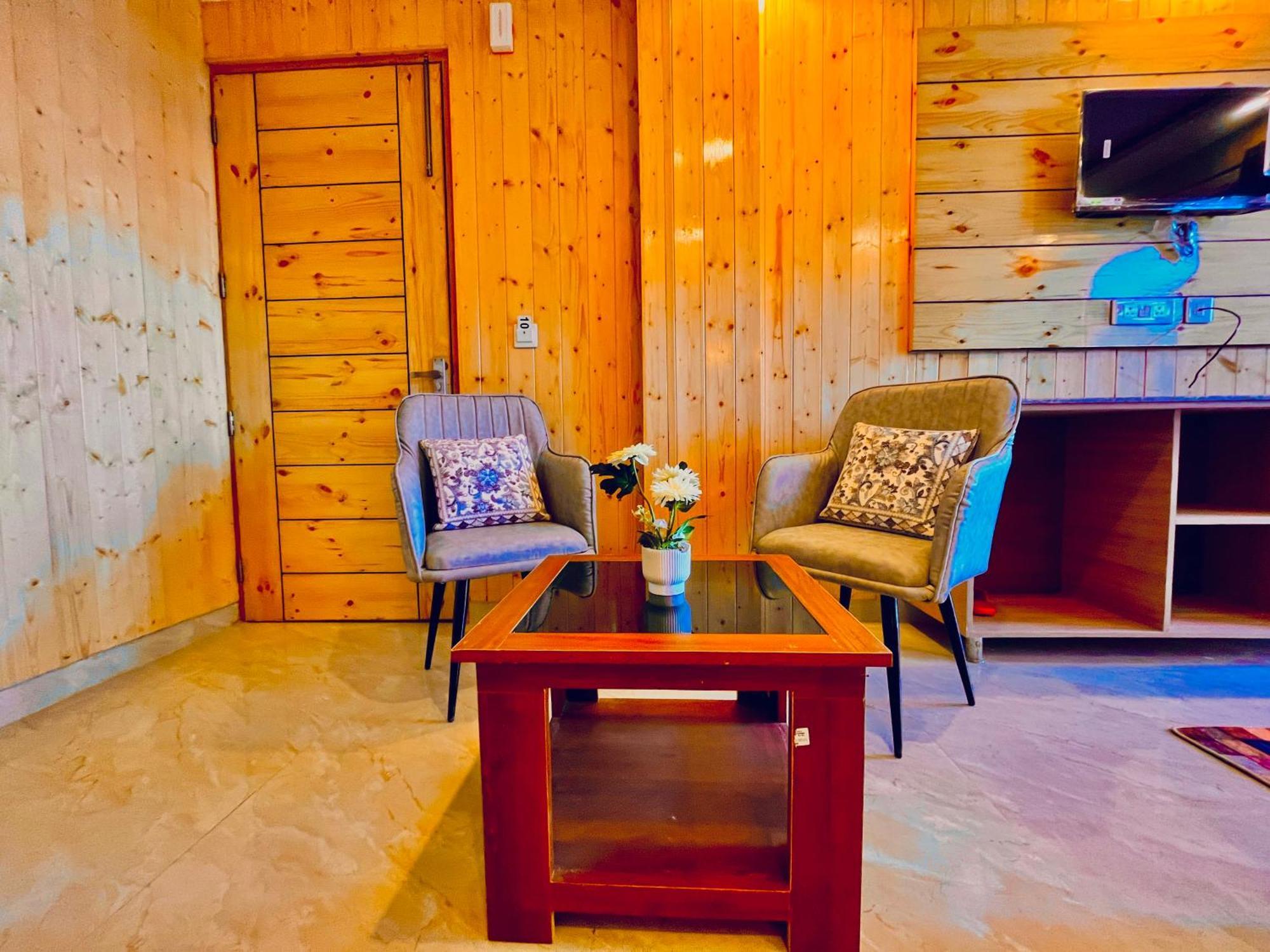 Hotel Classic Crown - #Scenic Mountain View #Open Terrace #Parking #Premium Rooms With Balcony #Guest Preferred #Best Selling Hotel In Mussoorie Extérieur photo