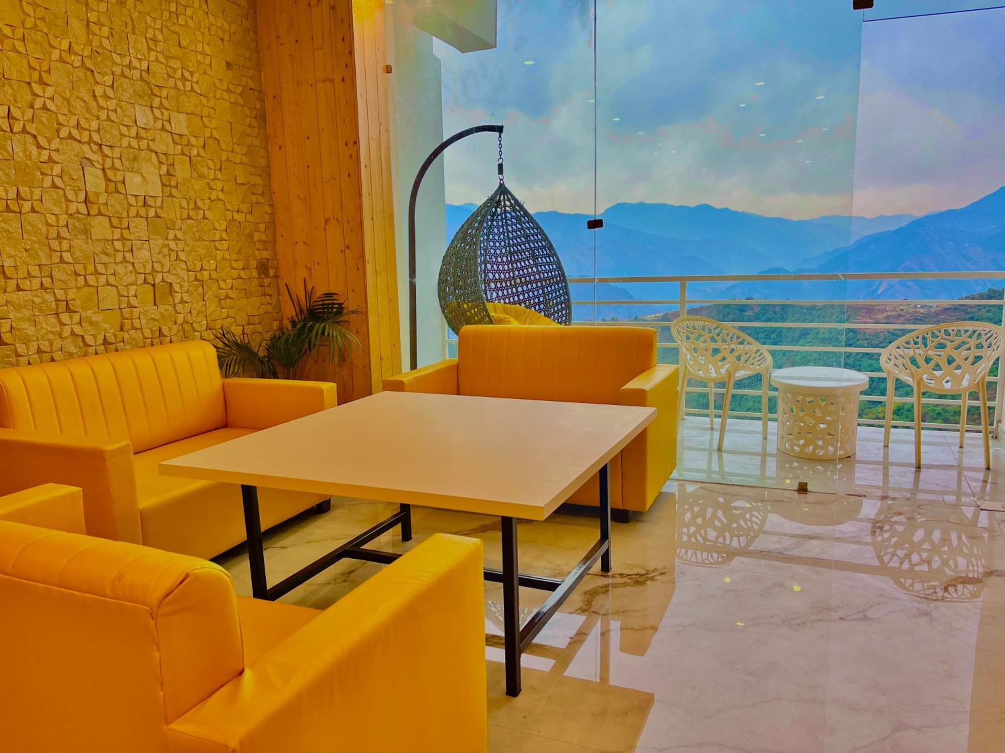 Hotel Classic Crown - #Scenic Mountain View #Open Terrace #Parking #Premium Rooms With Balcony #Guest Preferred #Best Selling Hotel In Mussoorie Extérieur photo